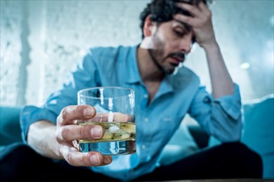 алкогольное отравление: первая помощь